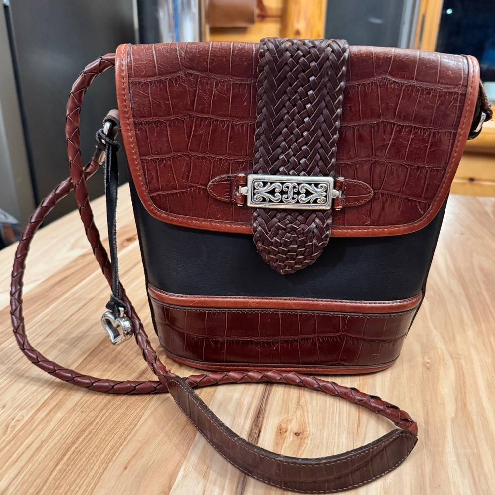 Vintage Brighton Bucket Bag Crssbody Blck Leatherw/Brown Croc braided handle EUC